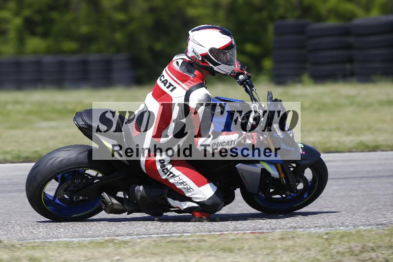 /12 30.04.2025 Speer Racing ADR/Gruppe gruen/911